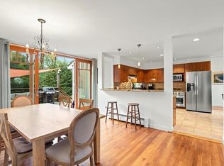 12 Holly St, Gloucester, MA 01930