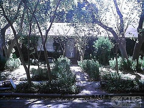 1st image of 3146 Newcastle Dr