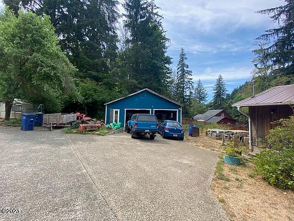 3rd image of 4773 Salmon River Hwy