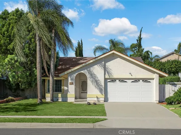 2219 Rosalia Dr, Fullerton, CA 92835