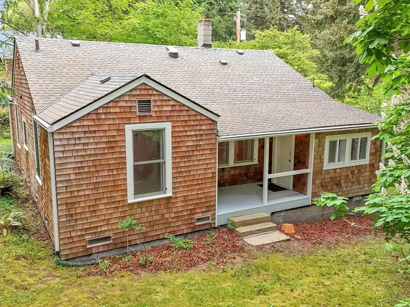 1608 Walnut St, Port Townsend, WA 98368