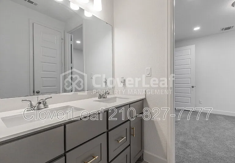 1045 Blue Oak Blvd — Photo 27