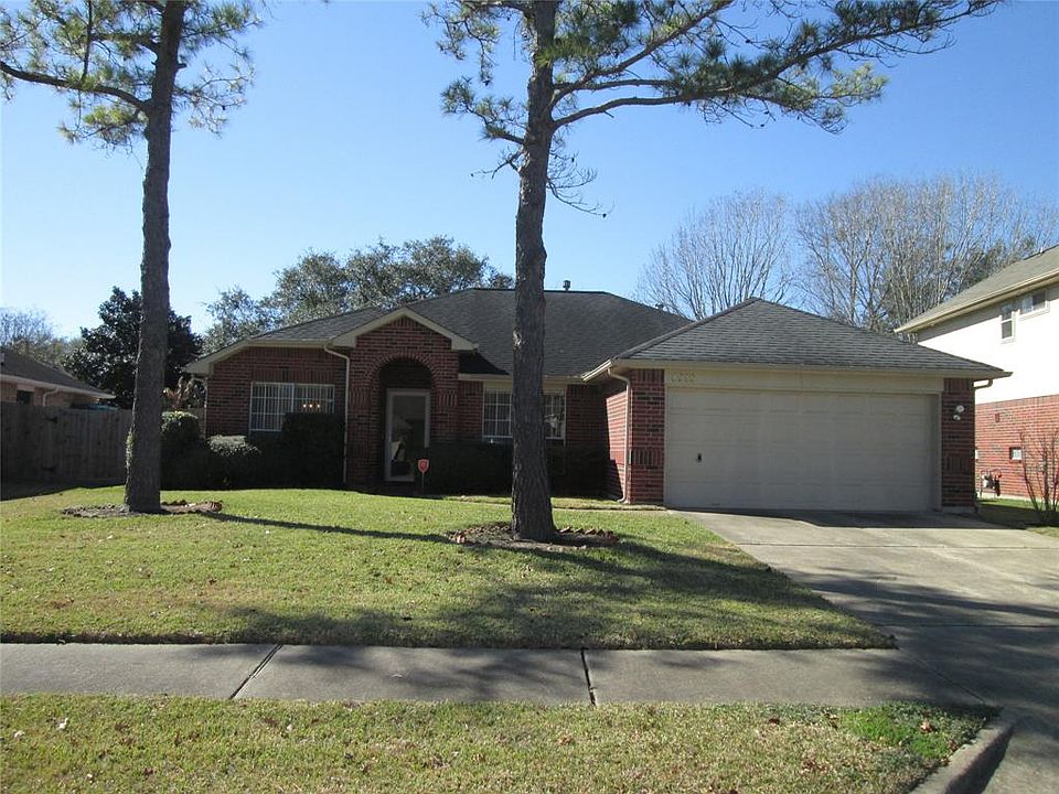 1st image of 8910 Emerald Heights Ln