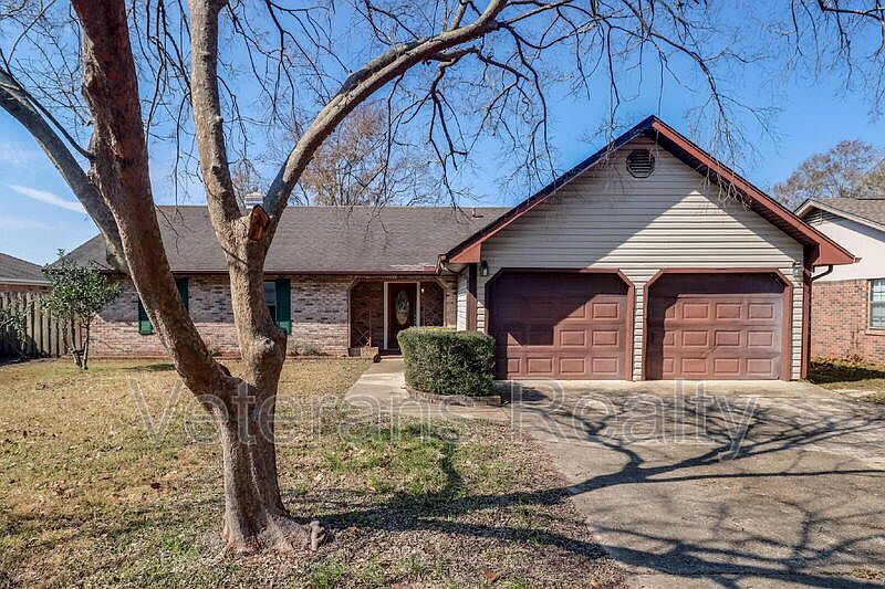 1st image of 2135 Baywood Dr