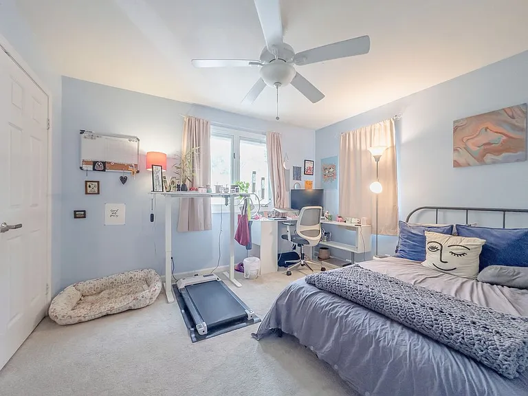 116 Montrose Ave #D — Photo 8