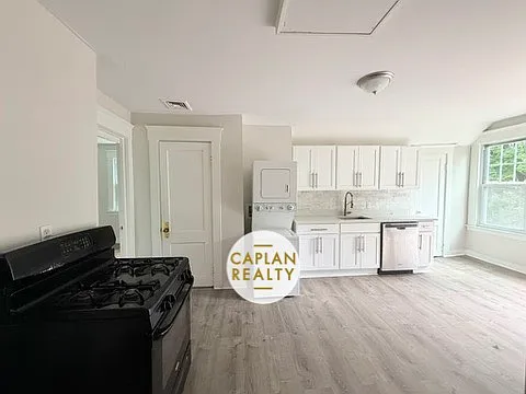 224 W Rock Ave #3 — Photo 7
