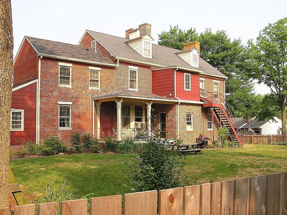 Exterior Rear