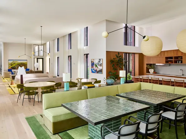 2-33 50th Avenue image 7 of 19