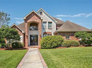 2376 Hidden Pond Rd, Lake Charles, LA 70611