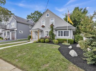 10 Carpenter St, Red Bank, NJ 07701