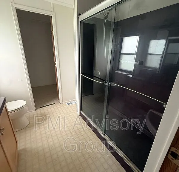 8240 SE Green Rd — Photo 5