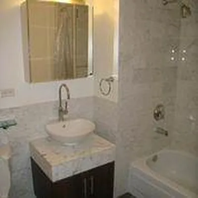 Rented by Platinvm Property Group New York | media 10