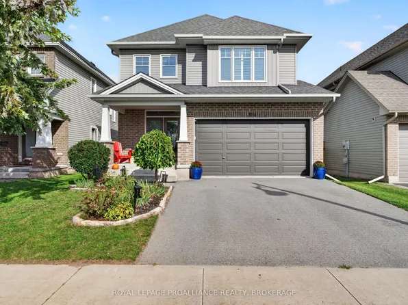 1118 Escala Cres, Kingston, ON K7P 0H7