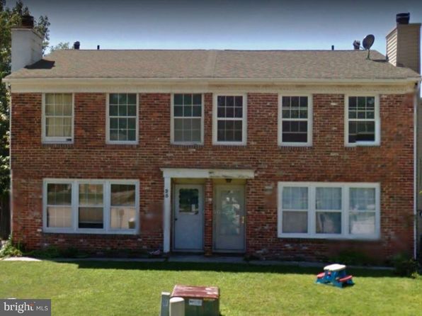 25 Corona Ct