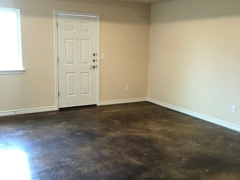 509 College St — Photo 15