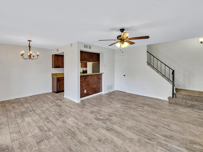 5307 W Sheena Dr — Photo 6