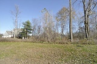 4th image of 9498 Arrowcrest Dr NE