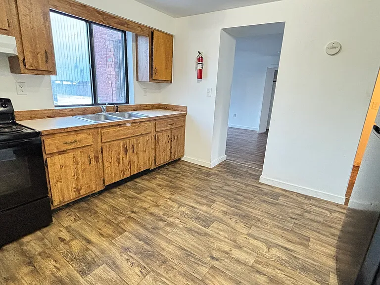 6631 Chester Ave #4 — Photo 9