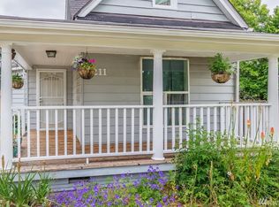 8211 S Ainsworth Ave, Tacoma, WA 98408