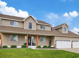 17701 E Windsor Ct, Greenacres, WA 99016