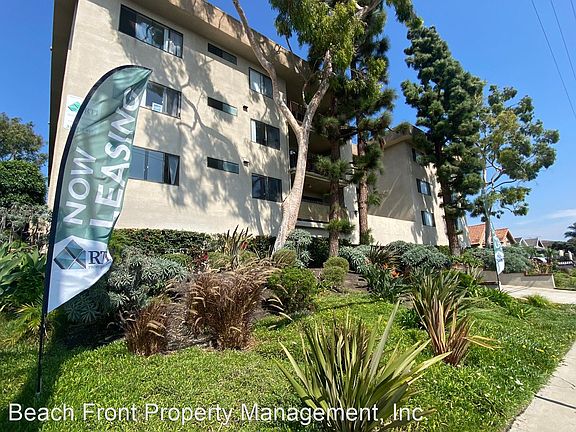3rd image of 2424 S Leland St APT 3