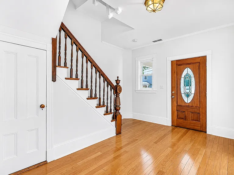 13 Weir St — Photo 13