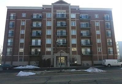 1st image of 405 Creekside Dr Unit 403