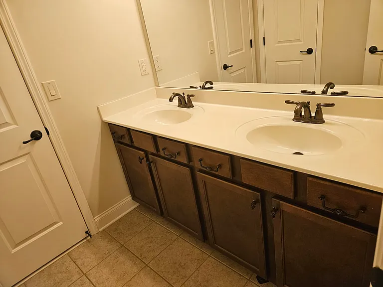 365 Lockwood Pl — Photo 32