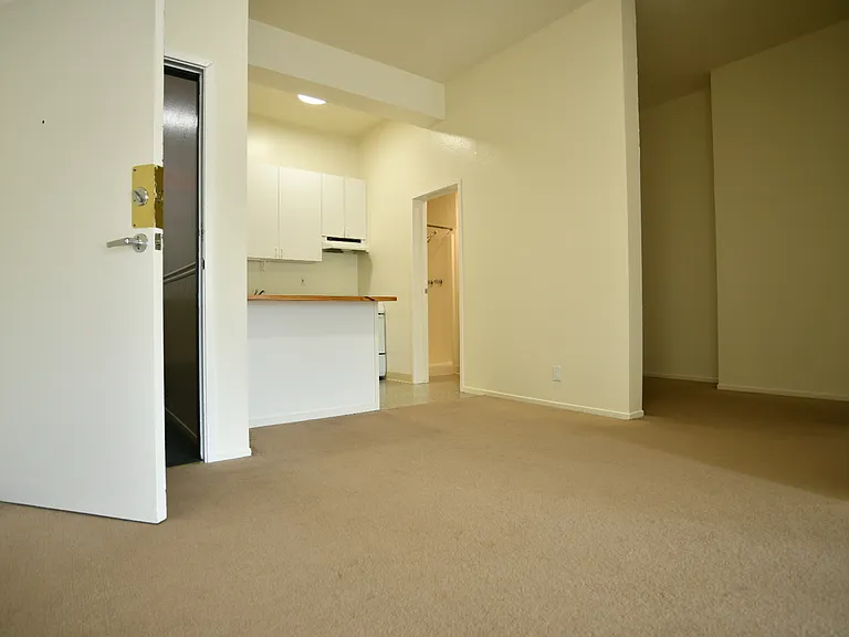 The Glenn Building — Photo 5
