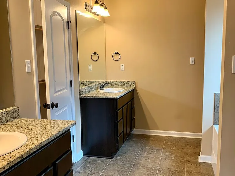 8624 Abertay Ave — Photo 10