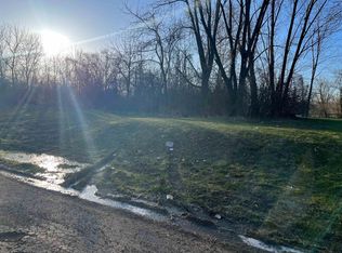 6522 S River Rd, Fort Wayne, IN 46803