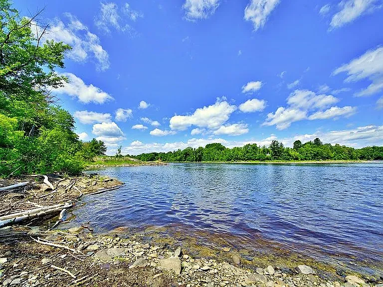 51 River Village Dr — Photo 3