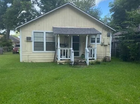 1611 6th St, Rosenberg, TX 77471