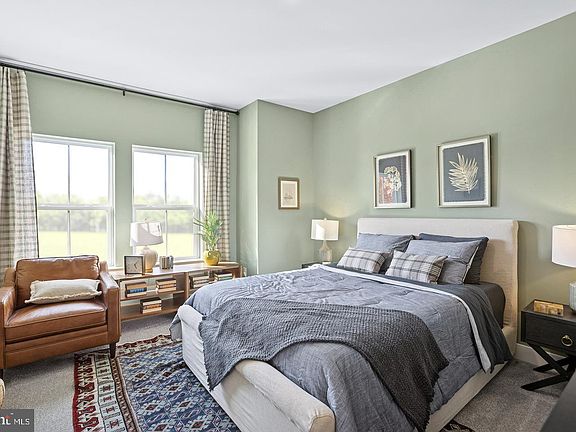 4th image of 4831 Grandiflora Cir