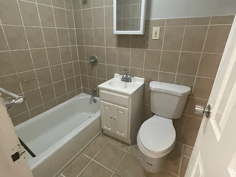 2680-2682 John F Kennedy Blvd #34C — Photo 4