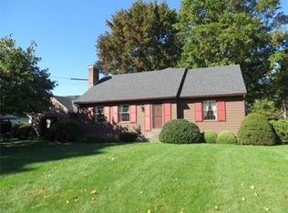 10 Carol Ln, Greenfield, MA 01301