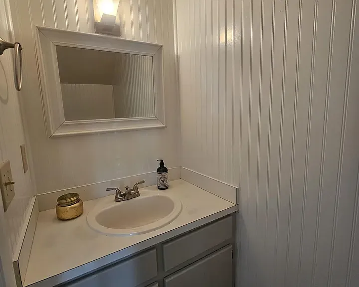 601 Picadilly Sq — Photo 11