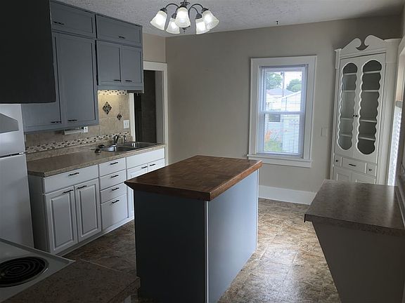 5th image of 340 E 6th St