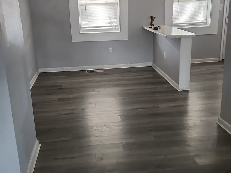 716 Mansfield Rd — Photo 1