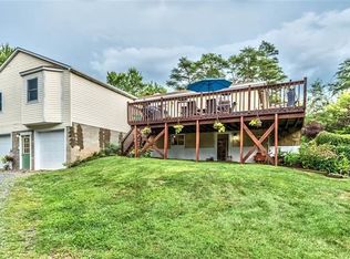 266 Wallrose Heights Rd, Baden, PA 15005