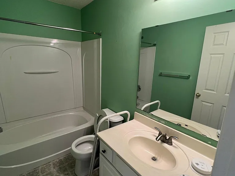 7866 Old Carriage Ct #7866 — Photo 23