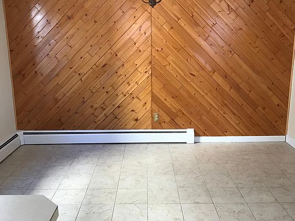 Dining area in kitchen