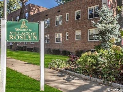 91 Edwards Street #2A, Roslyn Heights, NY, 11577