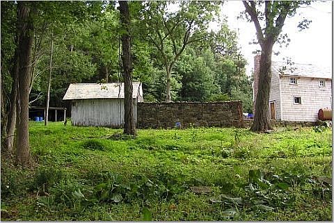 2nd image of 460 Millbrook Ave