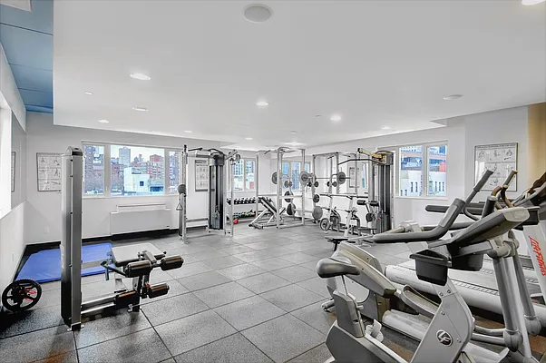 Rented by City Connections Realty | media 4