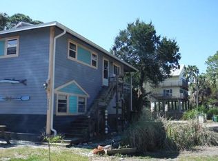 1266 Hawthorne Ave, Cedar Key, FL 32625