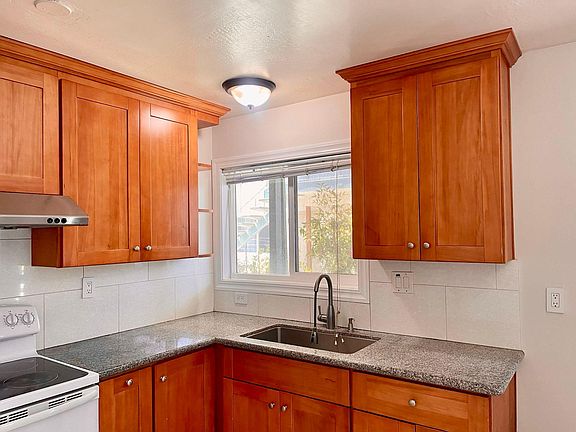 4th image of 1248 Cortez Dr APT 1