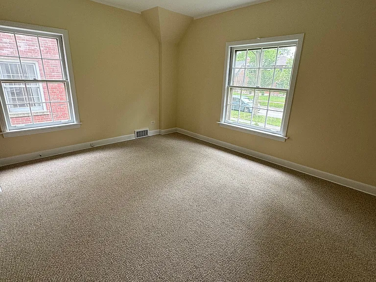 915 S Washington Ave — Photo 20