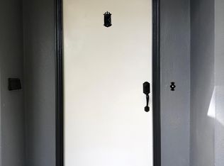 1516 Edgewood Dr, Palo Alto, CA 94303