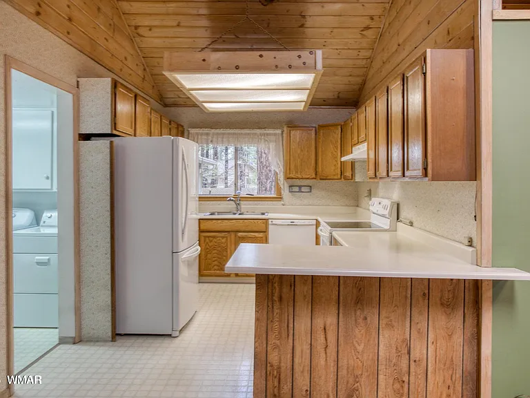 1344 S Sandstone Dr — Photo 13